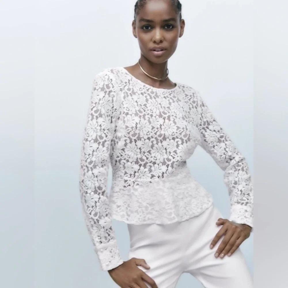 ZARA WOMAN NWT FW22 WHITE LACE PEPLUM TOP 8773/594